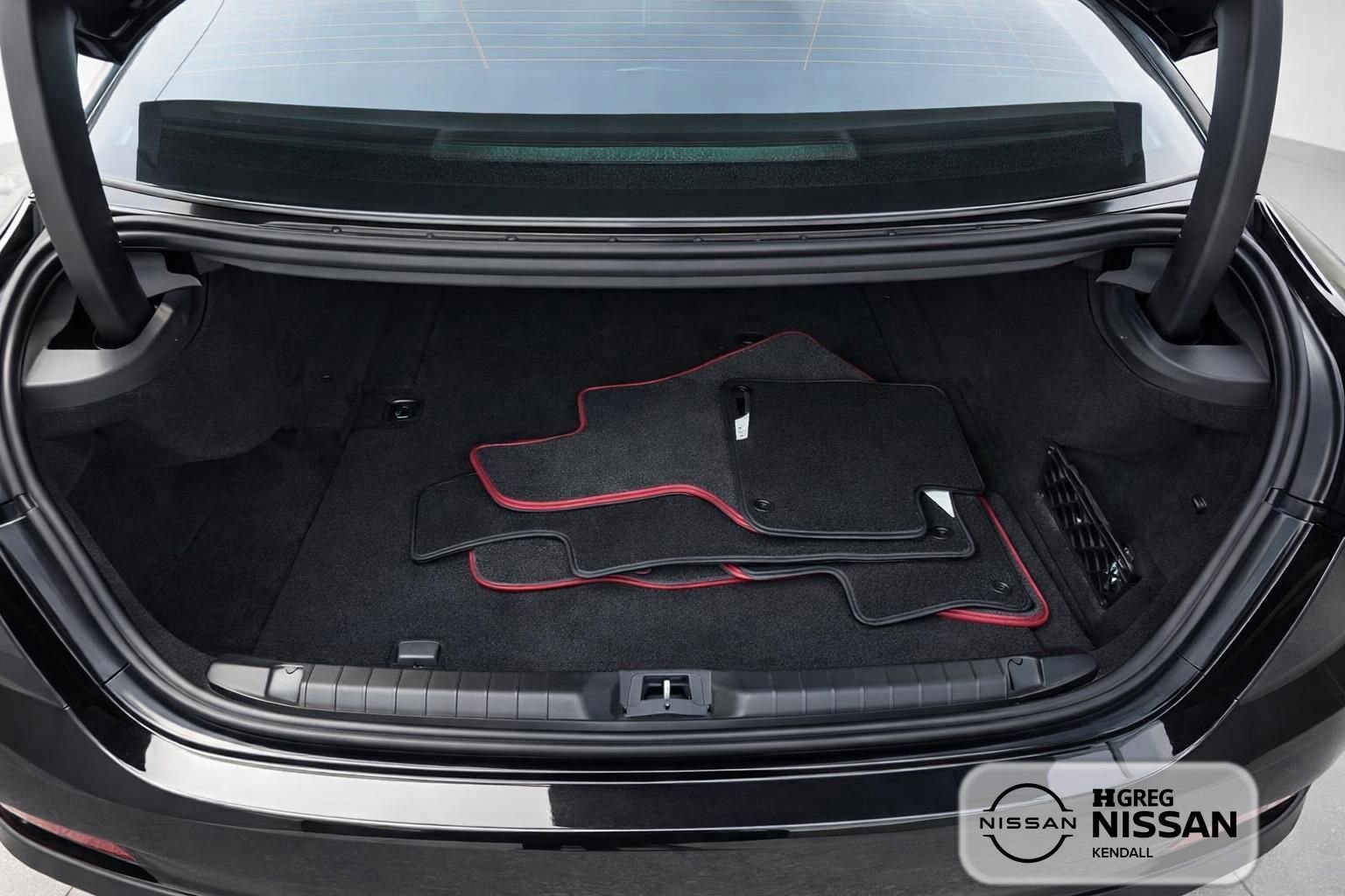 Used 2018 Maserati Ghibli S Q4 AWD/4WD image 11