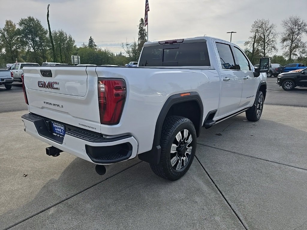 Used 2025 GMC Sierra 3500 Denali w/ Denali Reserve Package image 6