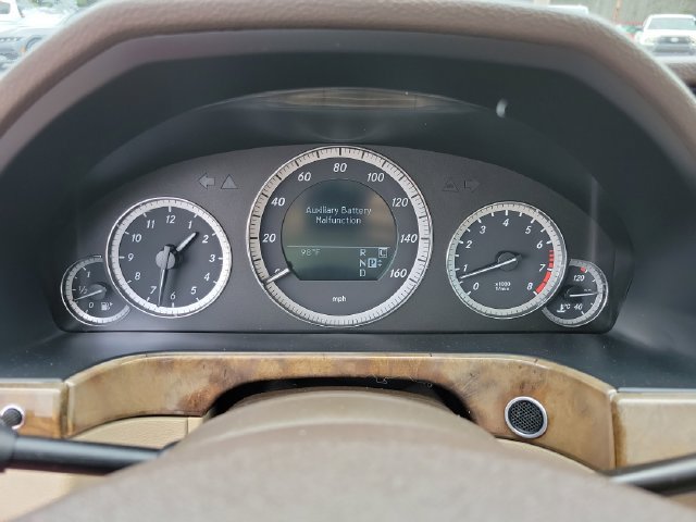 Used 2010 Mercedes-Benz E 350 Sedan w/ Premium 1 Pkg image 27
