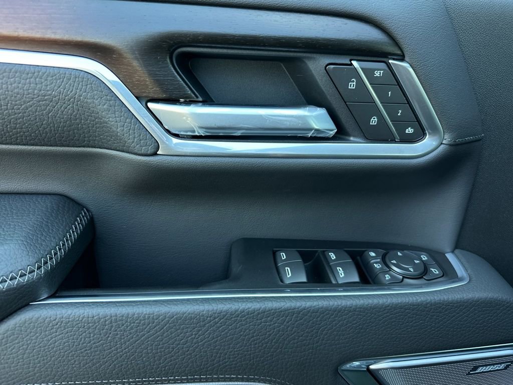New 2026 GMC Sierra 2500 Denali w/ Denali Reserve Package image 10