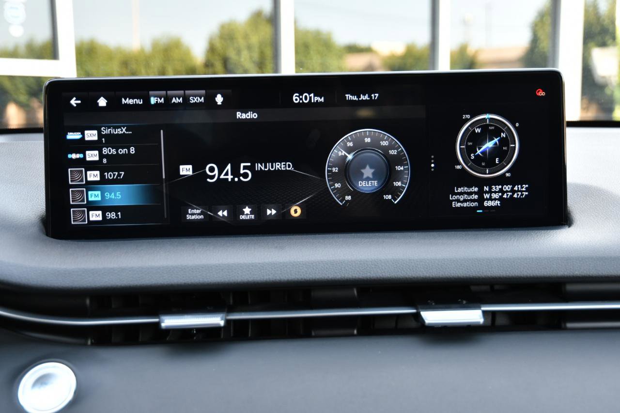 Used 2025 Genesis GV70 2.5T image 15