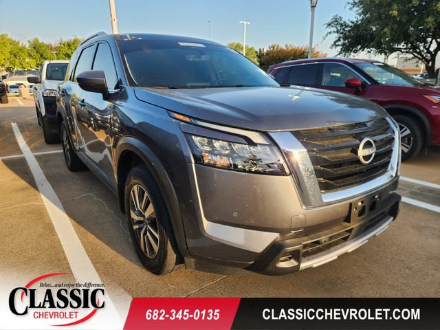 Used 2025 Nissan Pathfinder SL