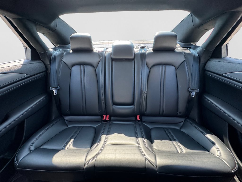Used 2019 Lincoln MKZ Premiere AWD/4WD image 16