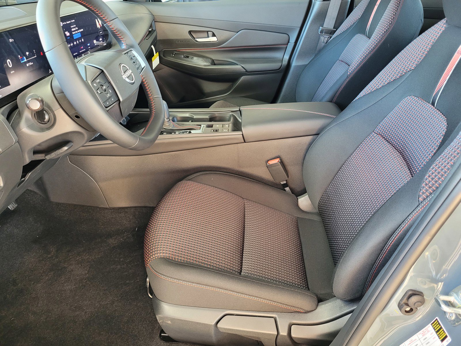 New 2026 Nissan Sentra SR w/ Floor Mat Package image 9
