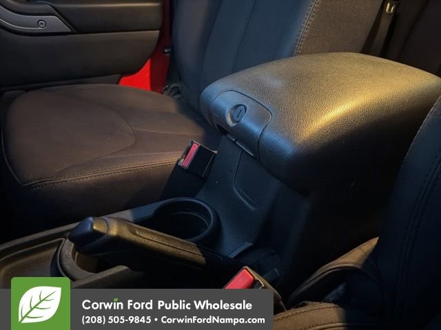 Used 2015 Jeep Wrangler Sport w/ Connectivity Group image 22