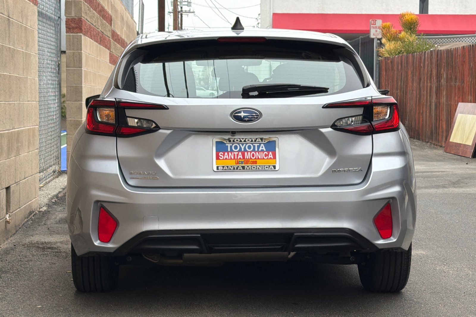Used 2024 Subaru Impreza 2.0i AWD/4WD image 5