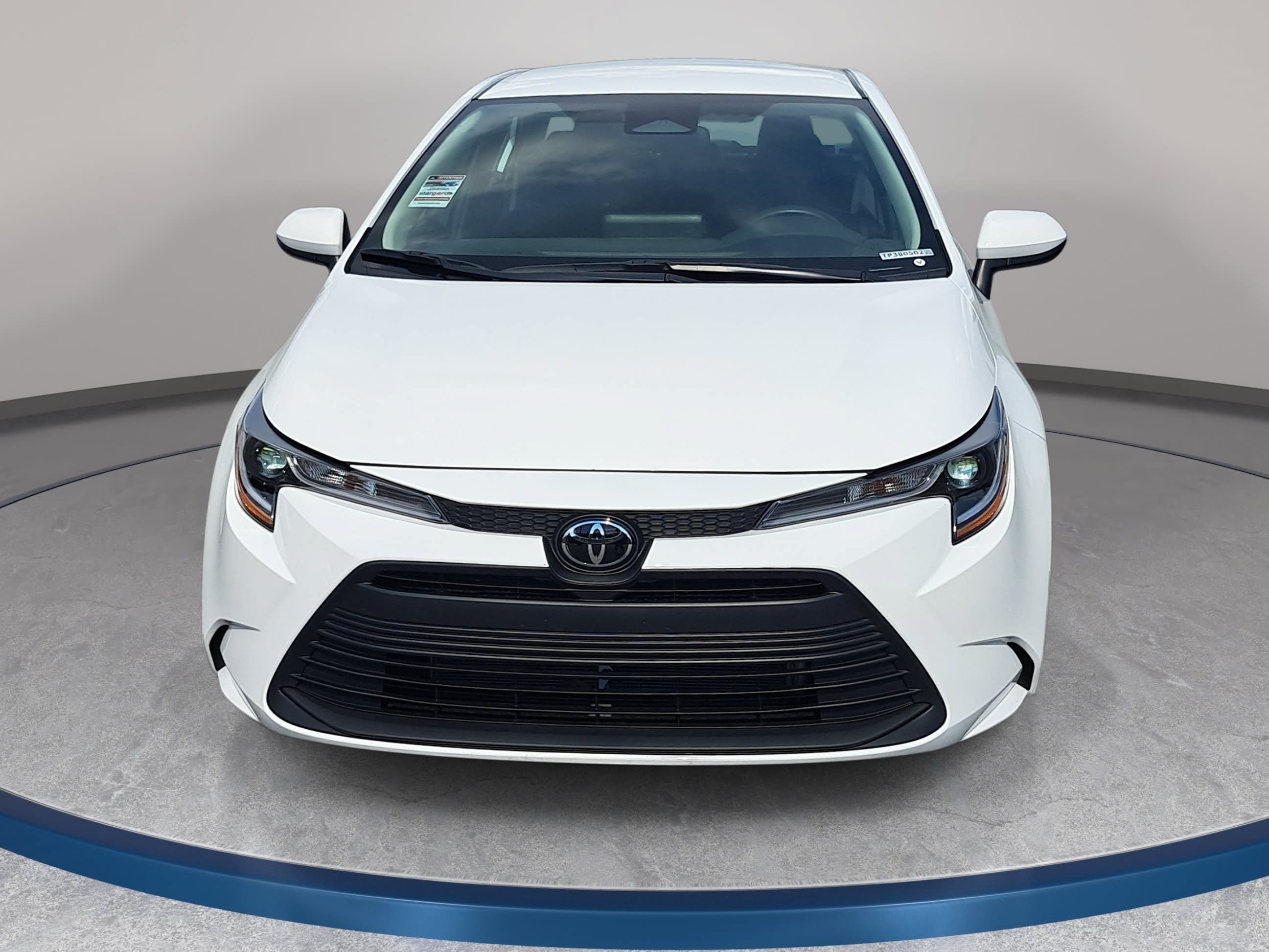 Used 2026 Toyota Corolla LE FWD image 2