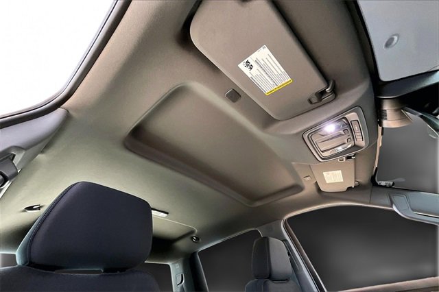 Used 2024 Chevrolet Silverado 1500 LT image 24