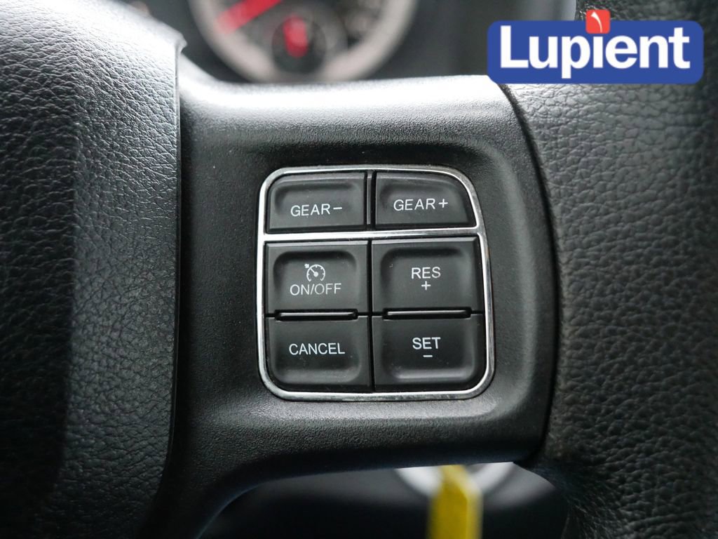 Used 2017 RAM 1500 Express image 22