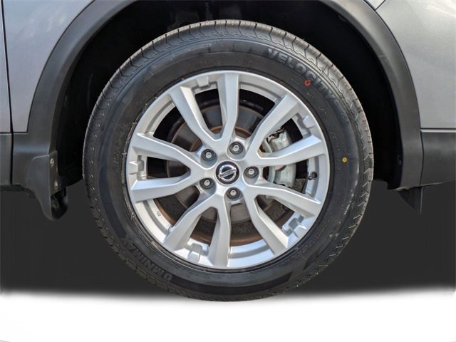 Used 2022 Nissan Rogue Sport S image 11