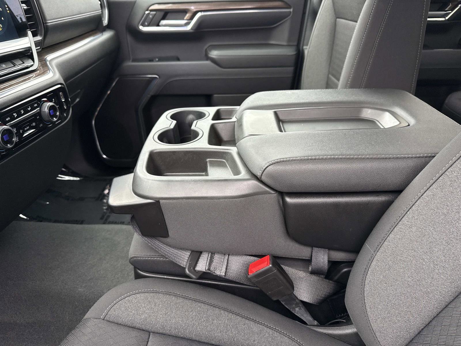 Used 2023 Chevrolet Silverado 1500 LT image 13