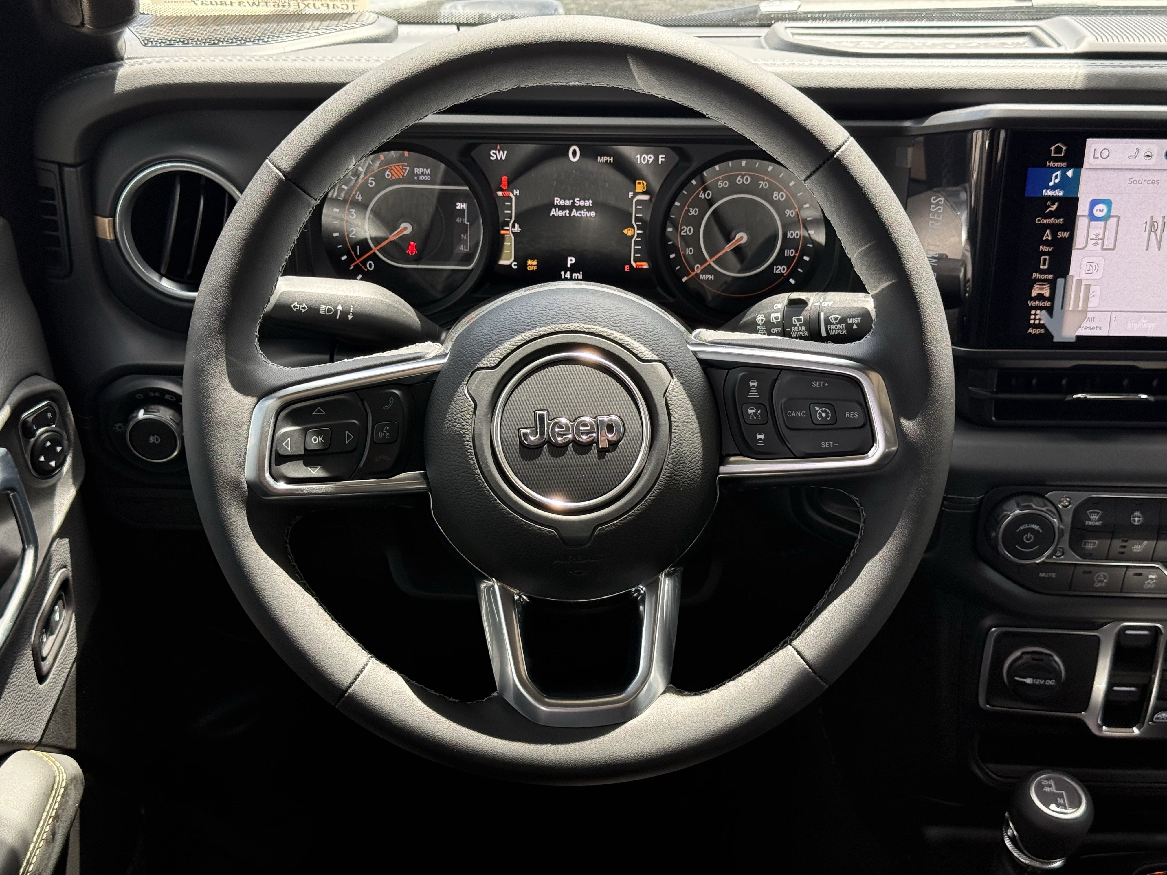 New 2026 Jeep Wrangler Unlimited Sahara AWD/4WD image 12