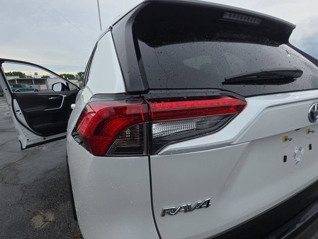 Used 2024 Toyota RAV4 SE AWD/4WD image 27