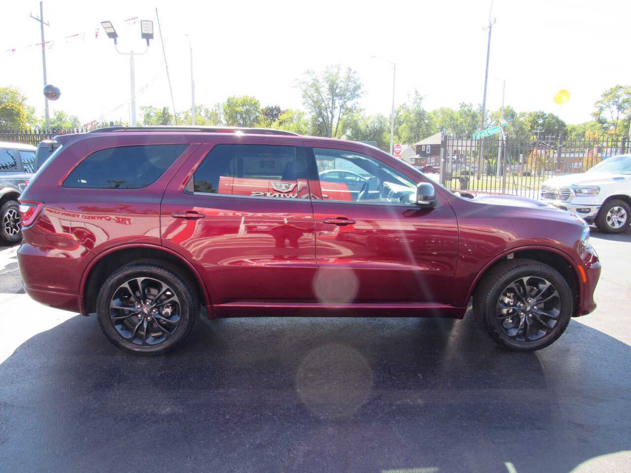 Used 2023 Dodge Durango GT image 5