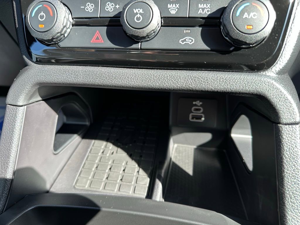 New 2025 Ford Ranger Lariat w/ Black Appearance Package image 20