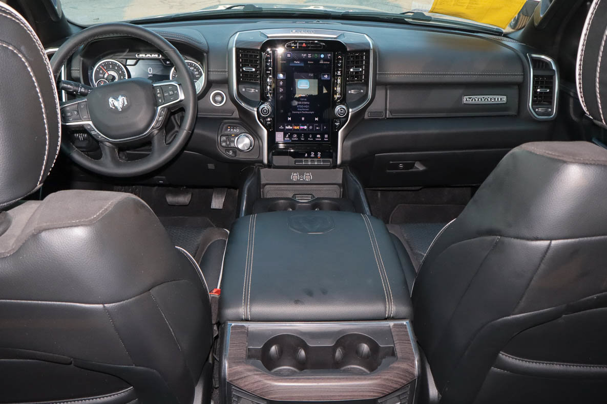 Used 2026 RAM 1500 Laramie AWD/4WD image 10