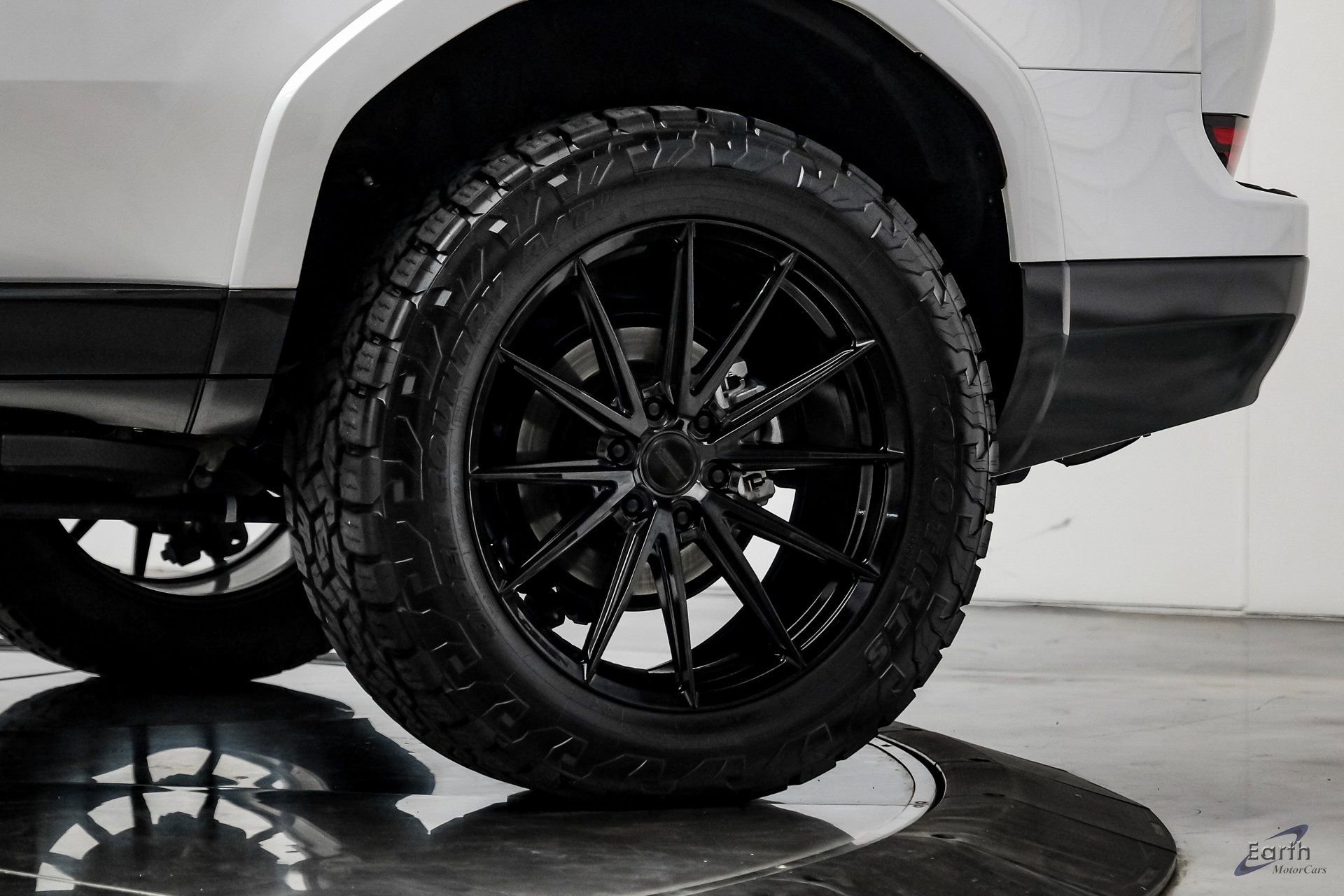 Used 2025 Lexus GX 550 550 Luxury+ 22 VOSSEN WHEELS w/ Accessory Package (2T) image 96