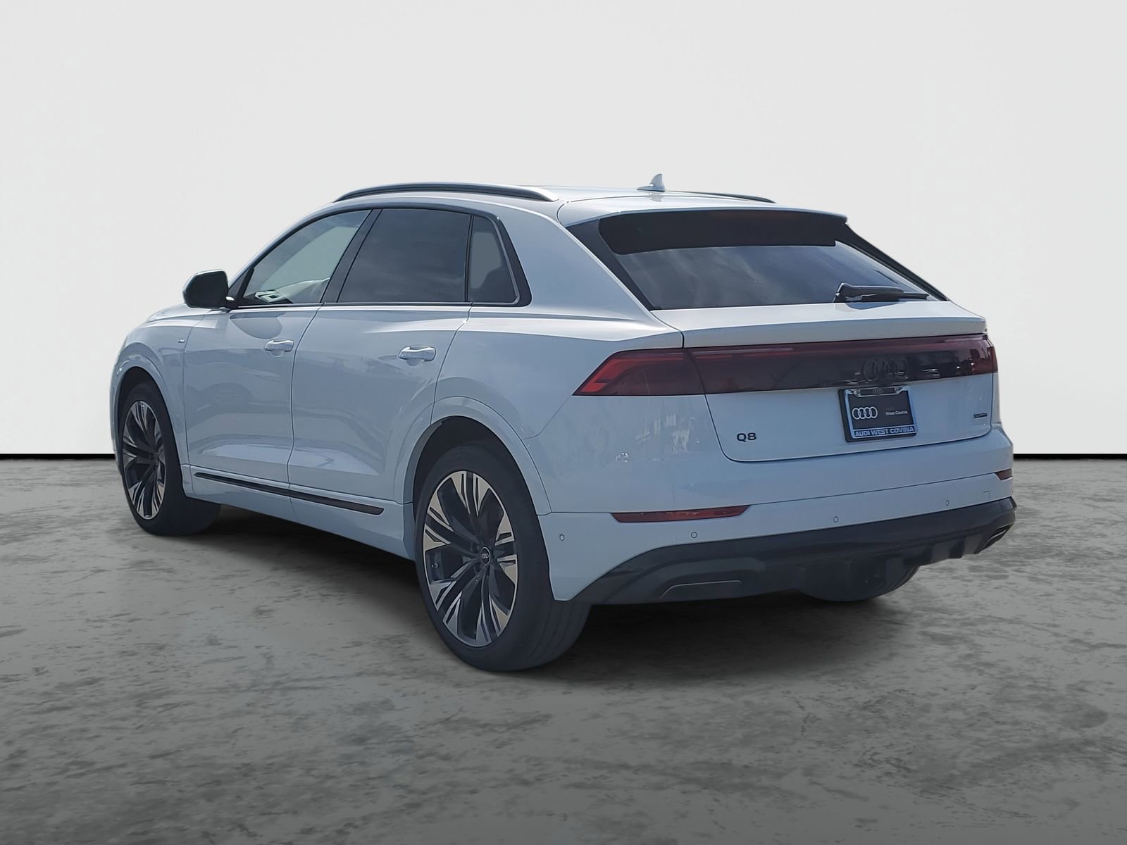 New 2026 Audi Q8 Premium Plus AWD/4WD image 3