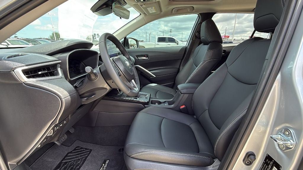 New 2026 Toyota Corolla Cross XLE w/ Convenience Package FWD image 11