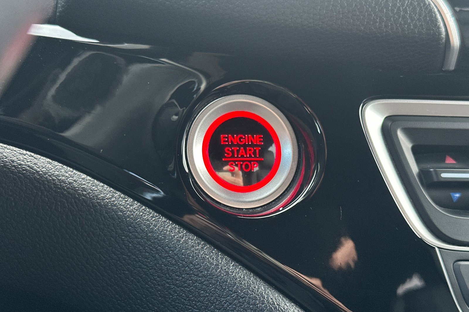 Used 2020 Honda Pilot Black Edition image 33