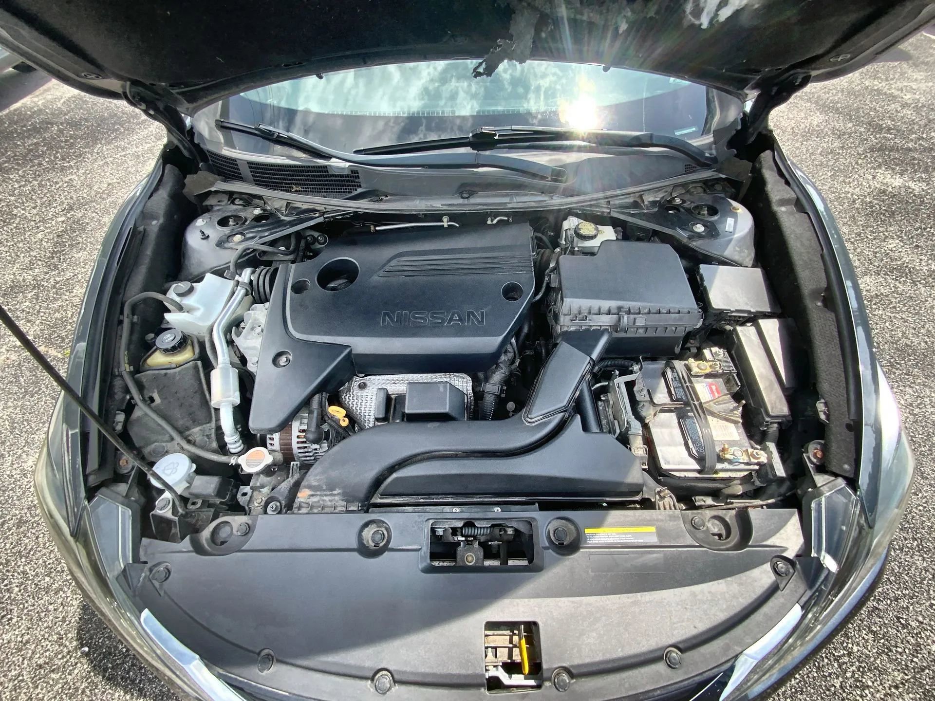 Used 2017 Nissan Altima 2.5 SR w/ Midnight Edition Package FWD image 17