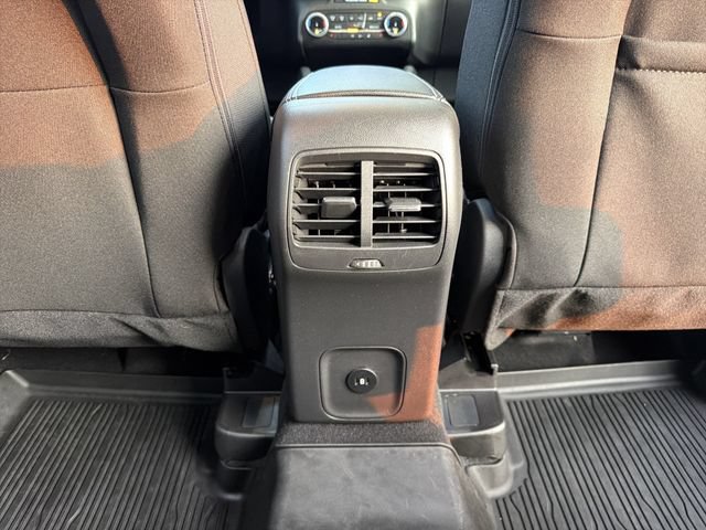 Used 2024 Ford Escape Active AWD/4WD image 21