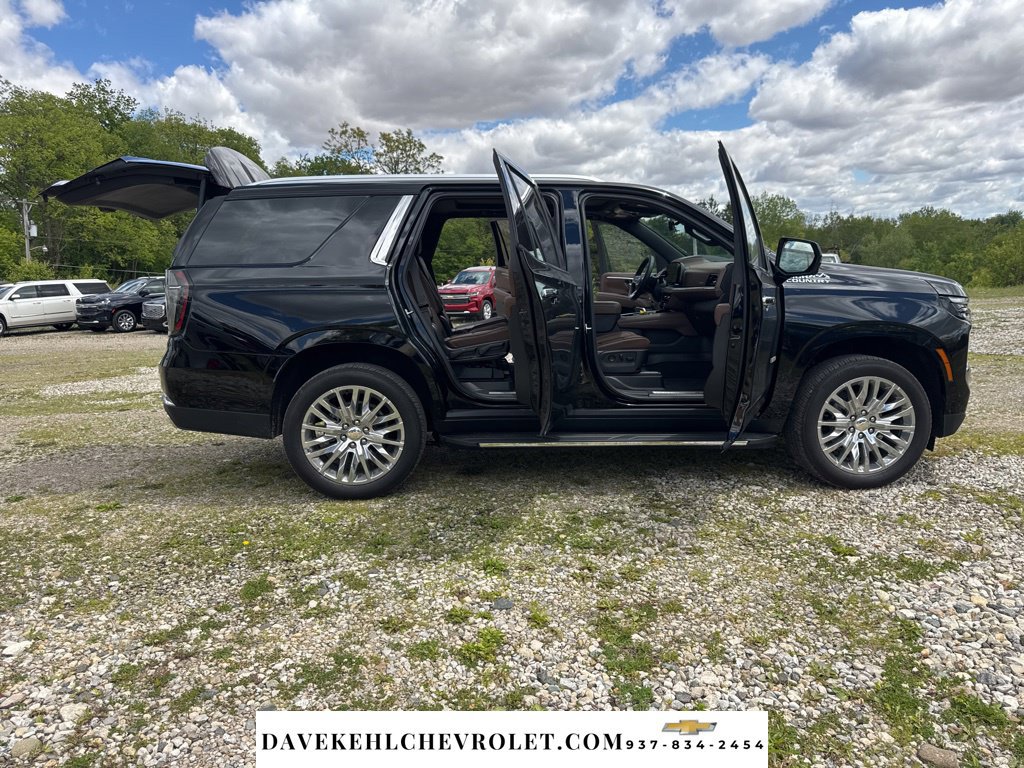 Used 2025 Chevrolet Tahoe High Country w/ Sun And Tow Package AWD/4WD image 38