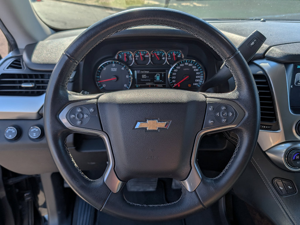 Used 2019 Chevrolet Suburban LT image 15