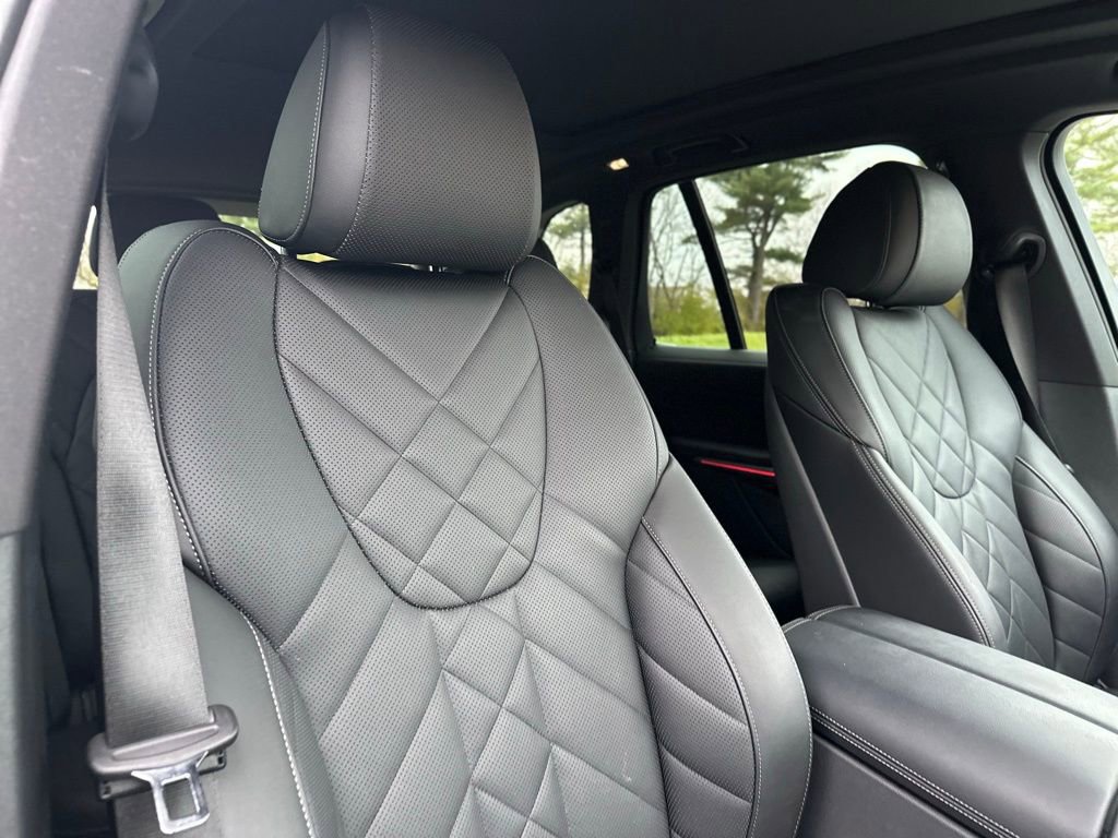 Certified 2024 BMW X5 xDrive40i w/ Premium Package image 30
