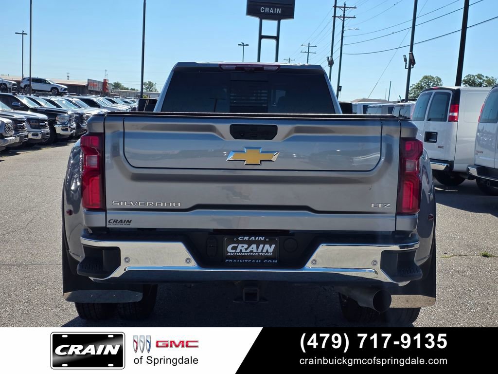 Used 2025 Chevrolet Silverado 3500 LTZ w/ LTZ Plus Package AWD/4WD image 6