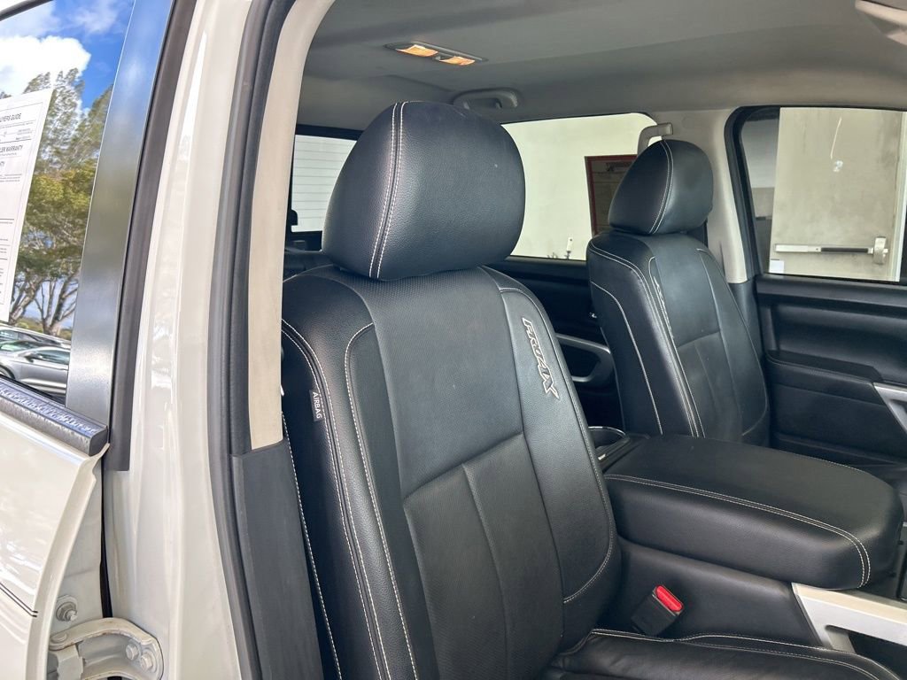 Used 2019 Nissan Titan PRO-4X w/ Pro-4x Convenience Package image 24
