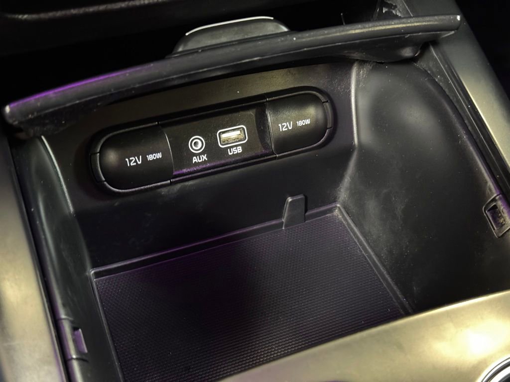 Used 2020 Kia Sorento LX image 34