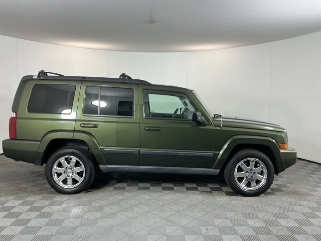 Used 2007 Jeep Commander Sport AWD/4WD image 4
