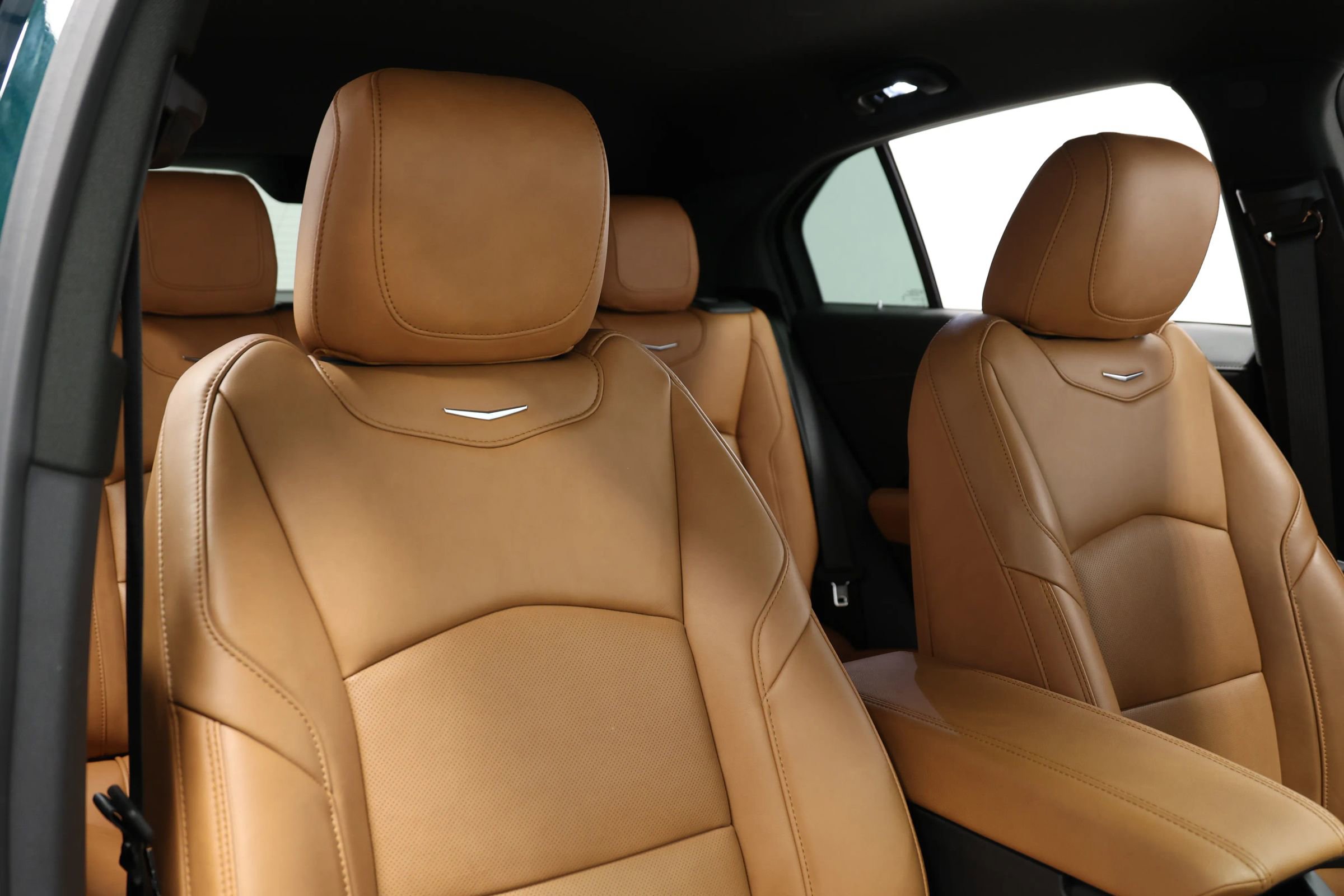 Used 2024 Cadillac XT4 Premium Luxury image 68