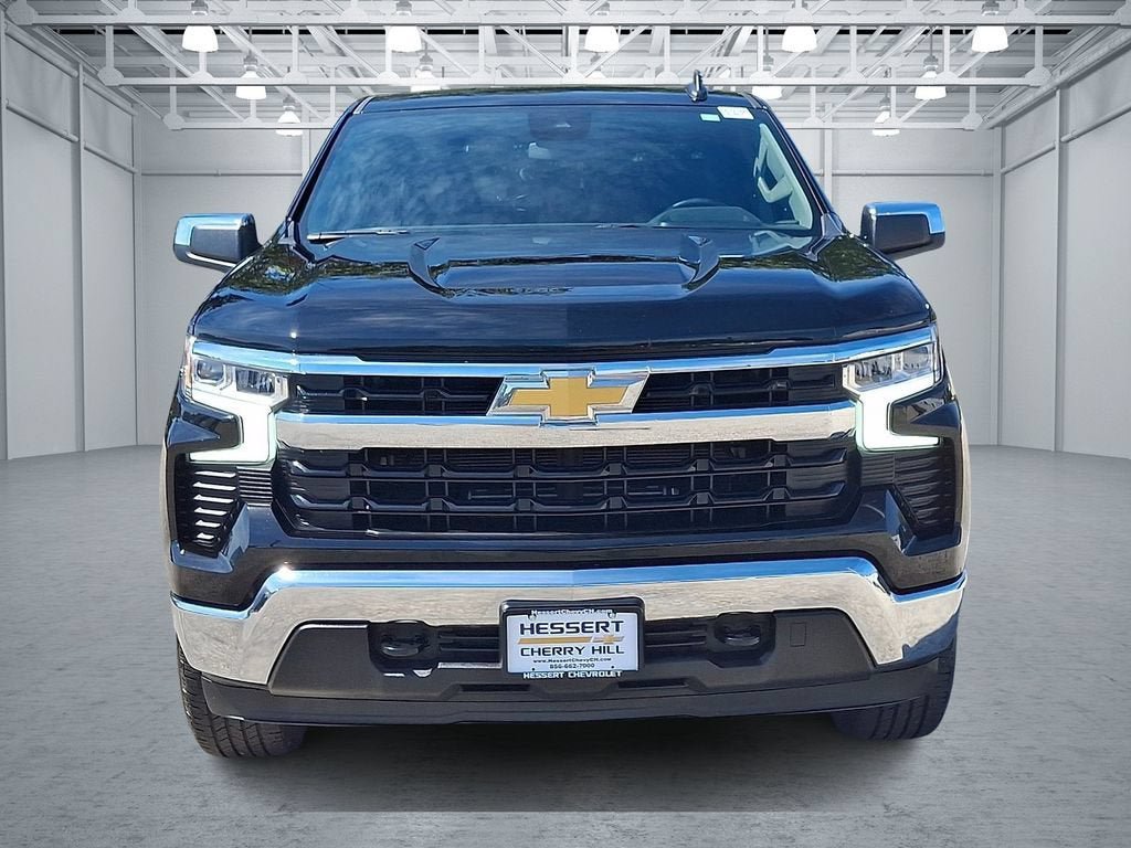 Certified 2023 Chevrolet Silverado 1500 LT AWD/4WD image 3