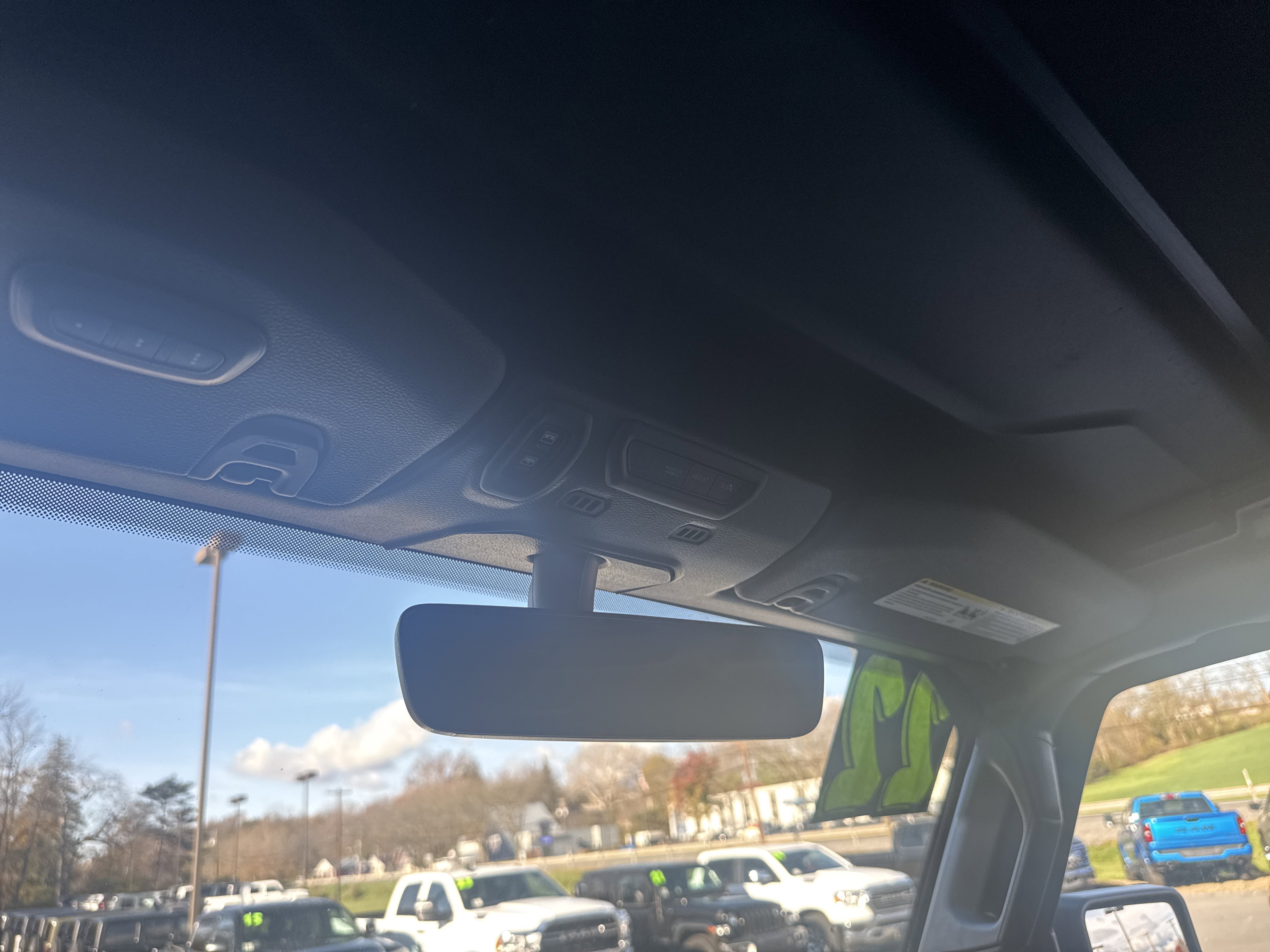 Used 2022 Jeep Wrangler Unlimited Sport image 29