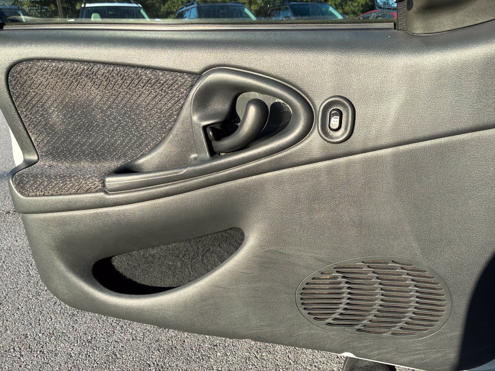 Used 2003 Chevrolet Cavalier LS FWD image 14
