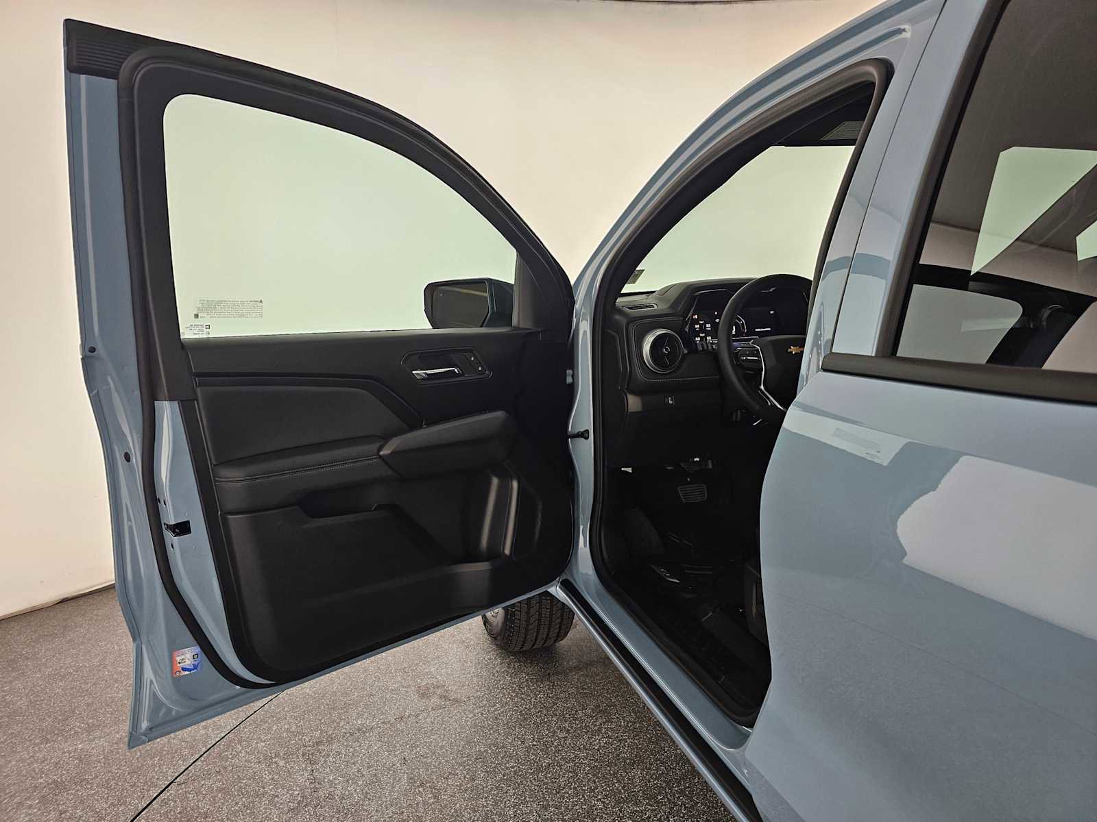 New 2026 Chevrolet Colorado LT image 19