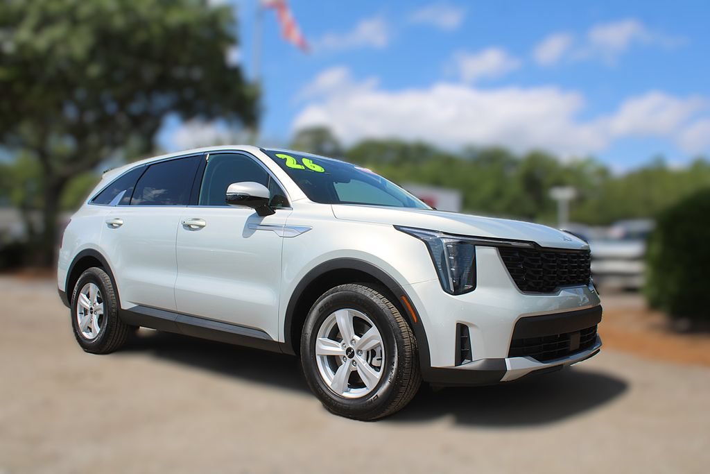 Certified 2026 Kia Sorento LX FWD image 3