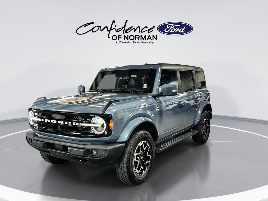 Used 2024 Ford Bronco Outer Banks AWD/4WD image 3