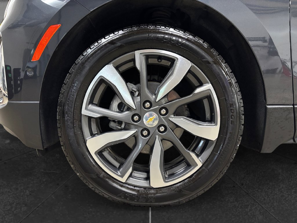 Used 2022 Chevrolet Equinox Premier AWD/4WD image 9