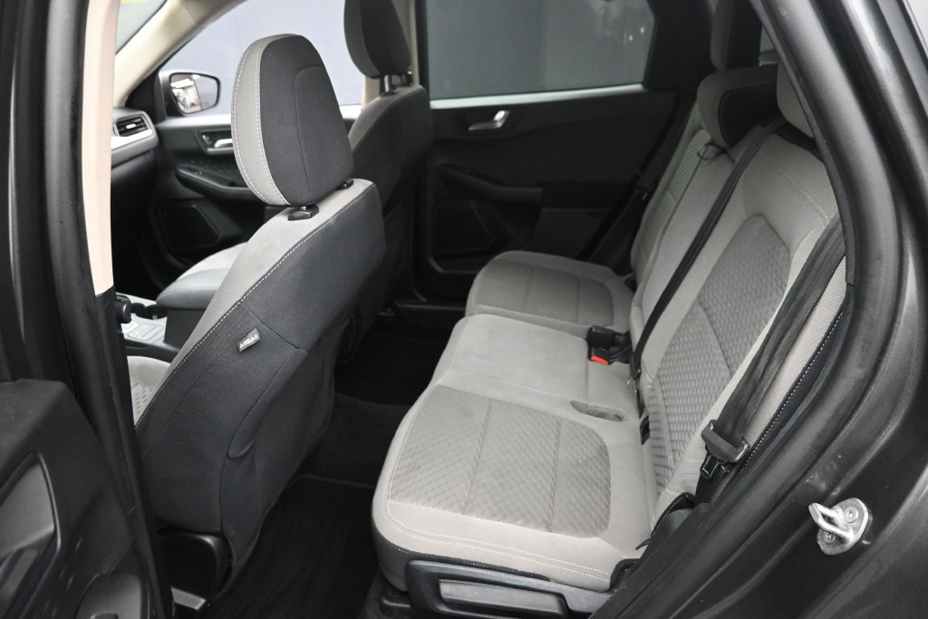 Used 2020 Ford Escape SE FWD image 12