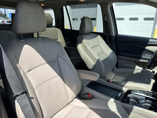 Used 2016 Honda Pilot Elite image 10