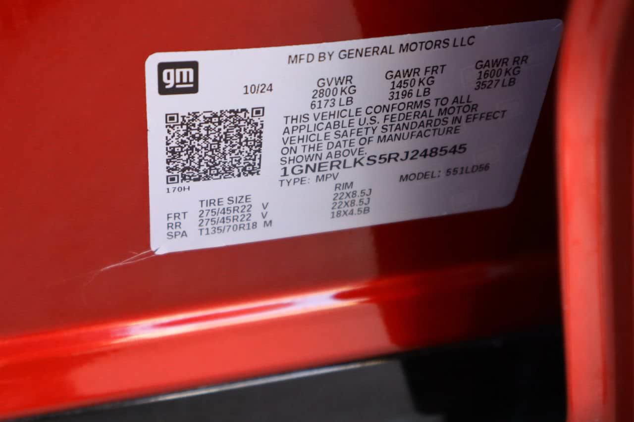 Used 2024 Chevrolet Traverse RS FWD image 33