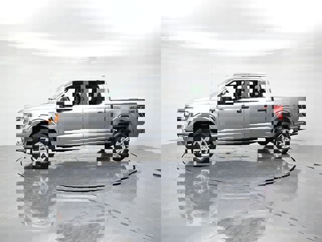 Used 2021 Ford F150 XLT image 11