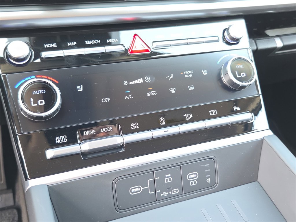 New 2026 Hyundai Santa Fe SEL image 32