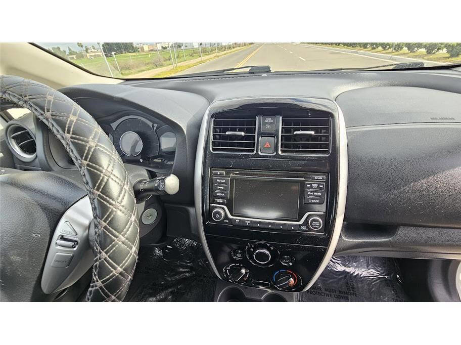 Used 2017 Nissan Versa Note SV image 29