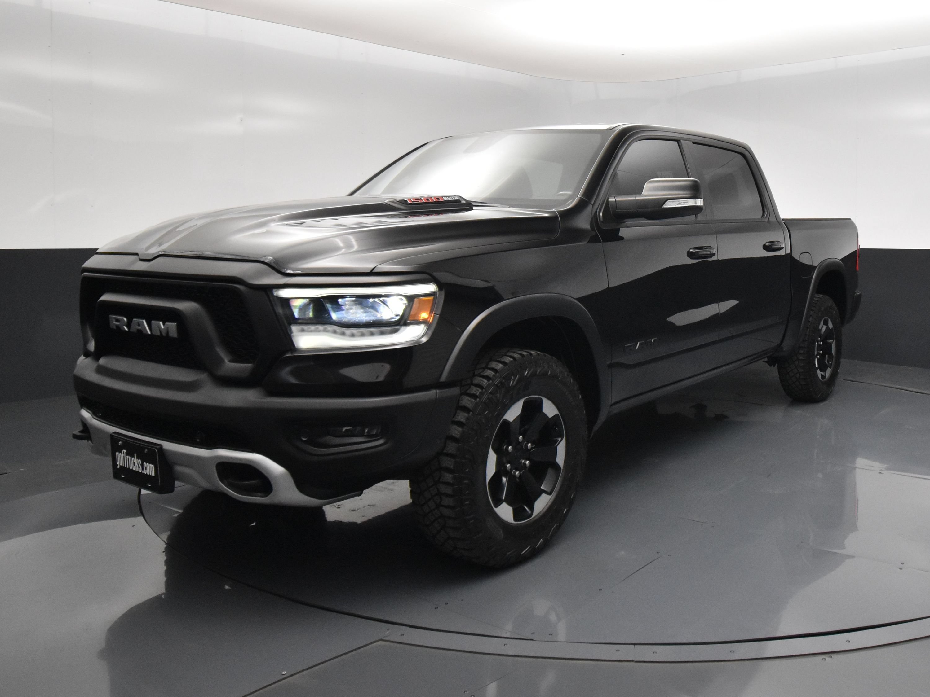 Used 2020 RAM 1500 Rebel w/ Rebel Level 2 Equipment Group AWD/4WD image 2