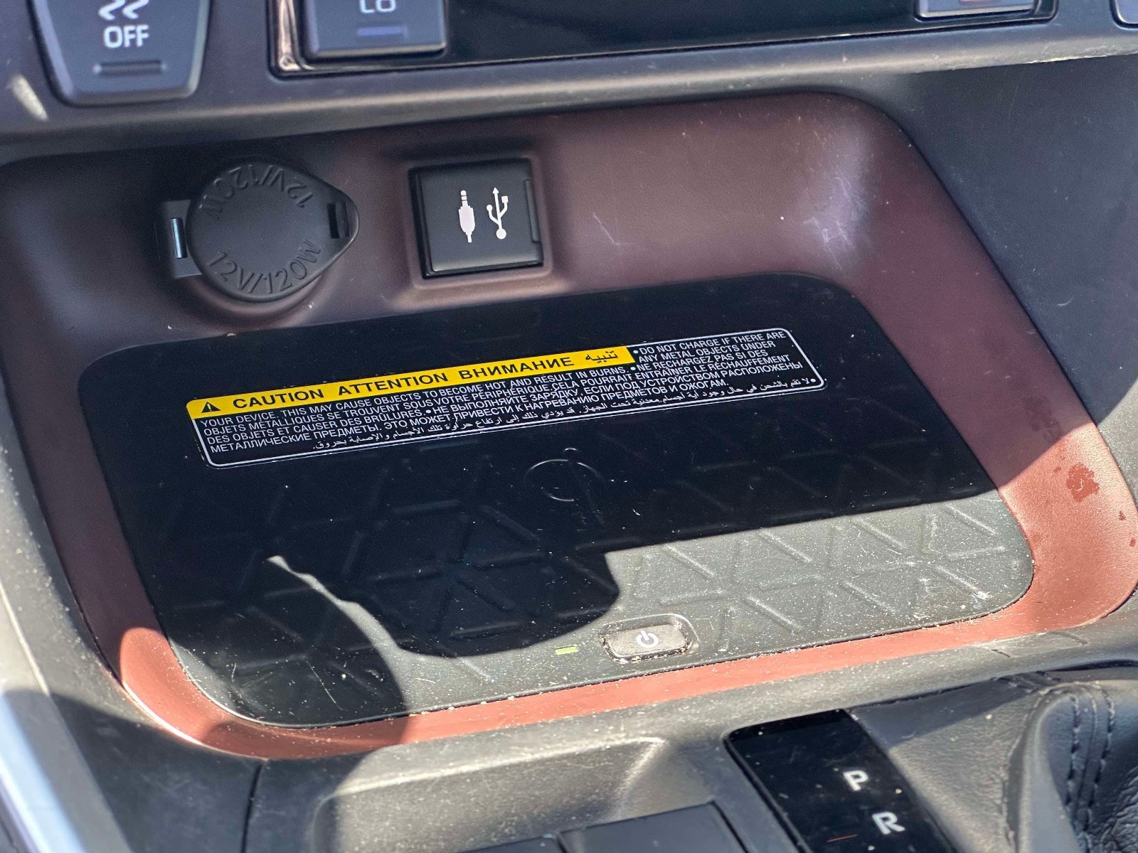 Used 2019 Toyota RAV4 Limited w/ Advanced Technology Package AWD/4WD image 33