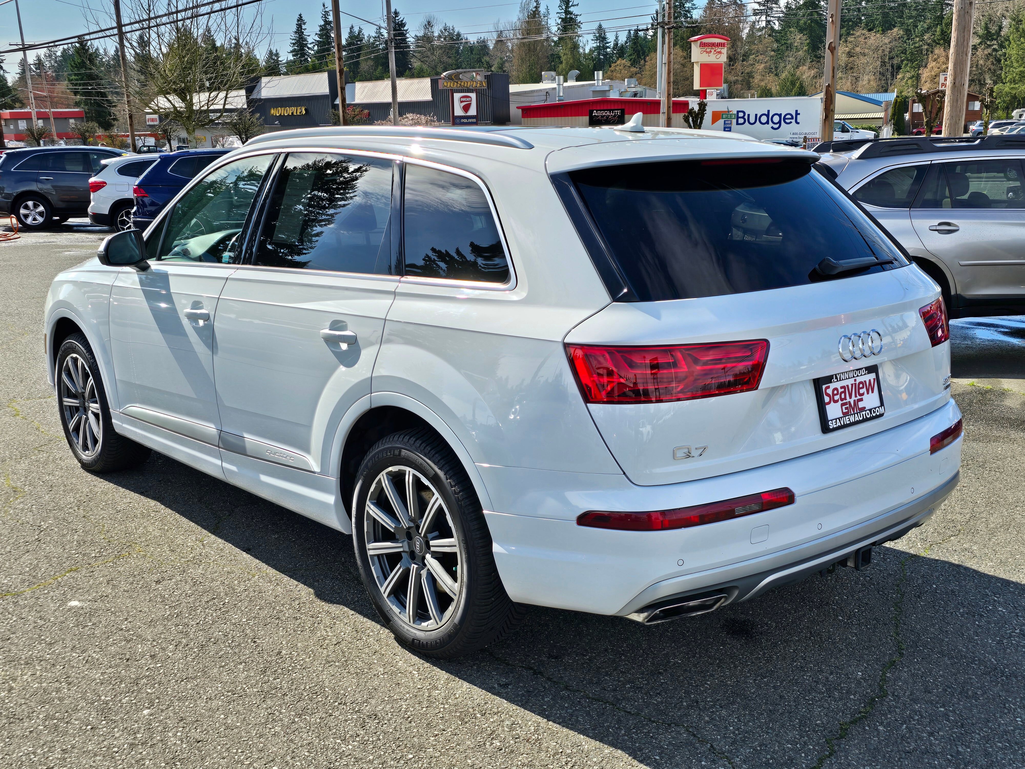Used 2017 Audi Q7 3.0T Premium Plus w/ Premium Plus Package image 5